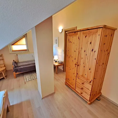 Ostseepark Waterfront_ Karavelle 38 *